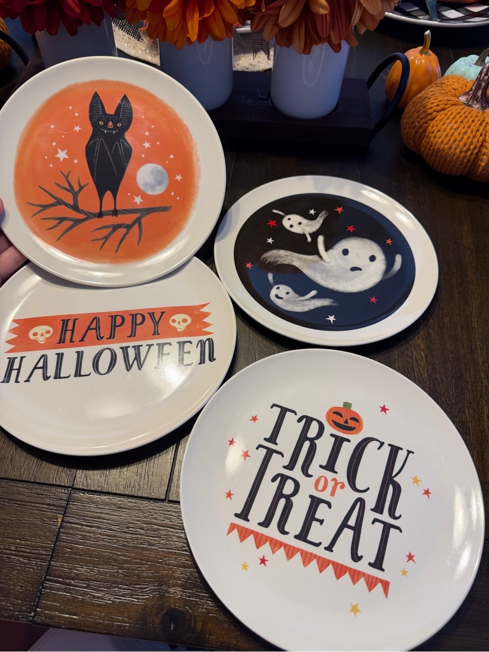 4 Halloween Themed Dessert Plates